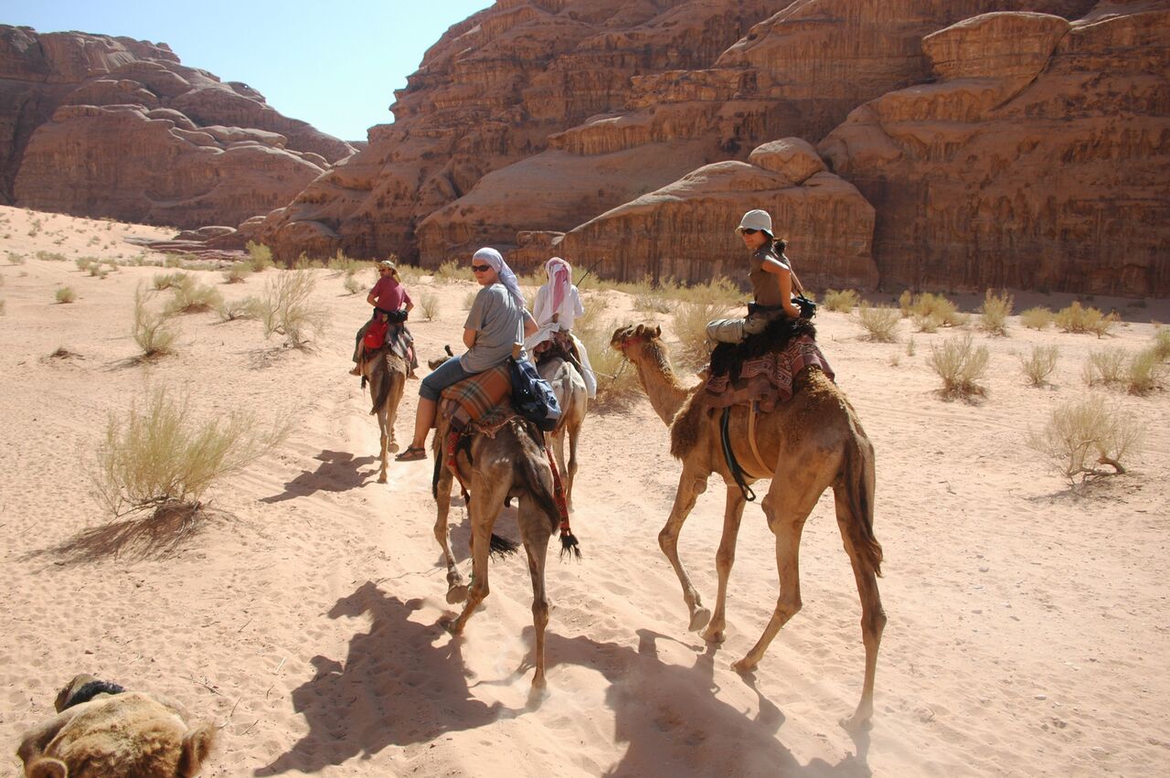 Camel Trekking